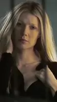 Gwyneth Paltrow pulling out her tit