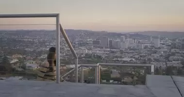 Yasmin Lee in Loves Me, Loves Me Not