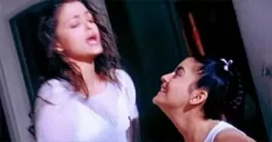 Aishwarya Rai thrusting bust
