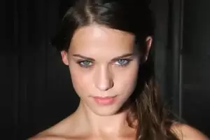 Lyndsy Fonseca licking icecream