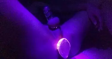 y Ass Gets Knotted... But In UV