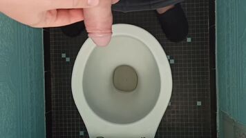 Quick pee for you all