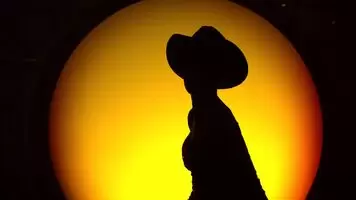 Halsey's SNL performance got me very excited