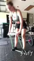 Peyton’s huge tits in the way of her workout