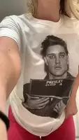 The king loves this queens tits!