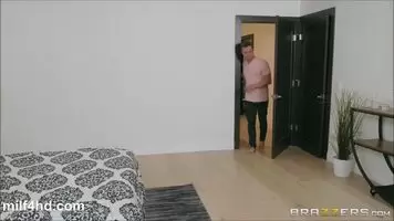 Busty Milf Raven Hart seduces her hotel guest