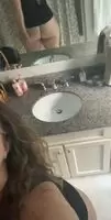 Plenty o ass to spank