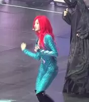 Twice - Sana 🍑