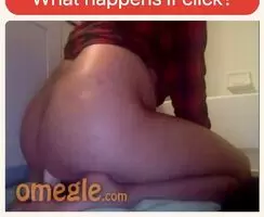 She fucks her dildo