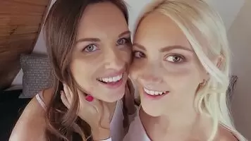 Helena Moeller & Jenifer Jane