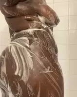 I need some help reaching my back :(