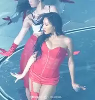 Mamamoo Hwasa - Red Hot