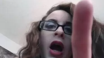 A new fetish vid: Hungry Giantess Decides How To End You. Perfect for all those tiny, shrunken men and those that love the Giantess kink.
