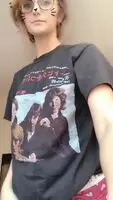 Hi guys!! I made this lil gif to show off my cute butt and tell you I changed my insta irl to cosplay.kitten this has been a friendly PSA ty