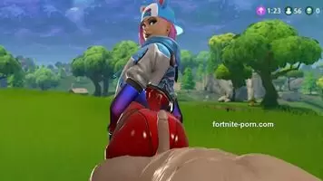 Lynx gives an assjob