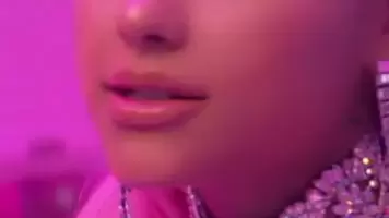 Ariana Grande babecock