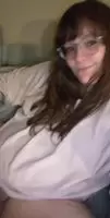showing off my fat pussy for you