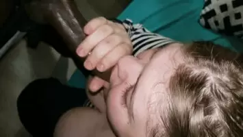 She sucks BBC soo good🤭