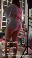 I want to bounce quarters off it