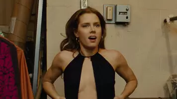 Purse salesgirl is horny