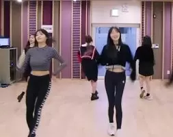 Lovelyz - Mijoo & Sujeong