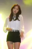 Gugudan - Sejeong what is she grinded on you