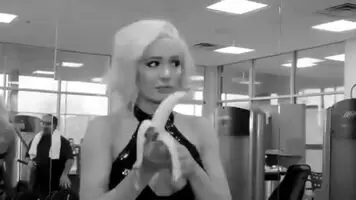 How would you fuck Scarlett Bordeaux