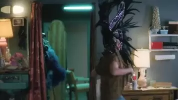 Alison Brie's plot from GLOW S3