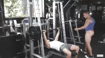 A different way to spot at the gym ...