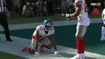 Odell Beckham Jr. pees in grass