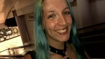 Liz Rainbow - Cumwalk #2