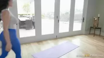 Lana Rhoades - Sexercise Ball anal