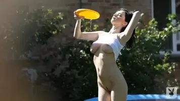 Eugenia Diordiychuk and the world's luckiest Frisbee