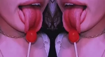 ♥❤Touching my throat and my uvula with a lollipop❤♥