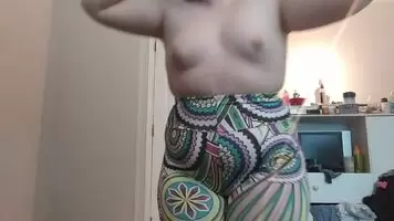 ound these old leggings and thought they complemented my figure