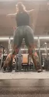 Daily squats are a must amirite?💦💦