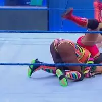 Naomi split