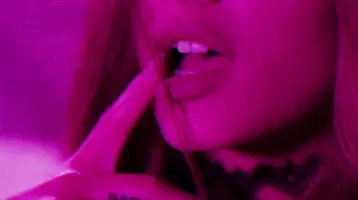 Those Taunting Lips...