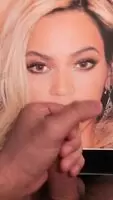 Worshiping Queen B