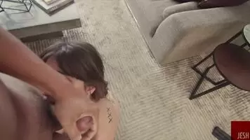 Riley Reid is a total cumslut