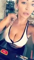 Lindsey Pelas