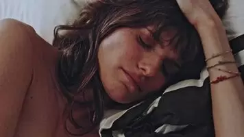 Lake Bell, 
