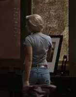 Young Scarlett Johansson was insanely hot. That jiggle is everything!