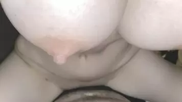 Bored Horny Asian 🍜 Hotwife 👩🏻 that needs more attention 😳.