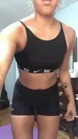 Tiny fit tits 😌