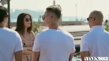 Little Caprice inviting Jeff Bezos on the yacht