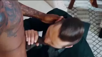 Fucks his white lover
