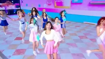 IZ*ONE - Chaewon