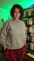This way of taking clothes off has many advantages