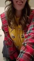 Not my longest gif, but I thought it was cute 🤷‍♀️